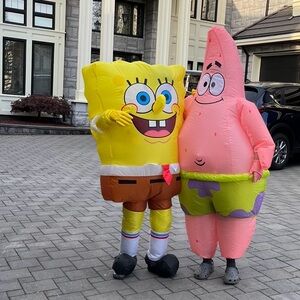 Sponge bob inflatable costume, worn once great condition. Nickelodeon